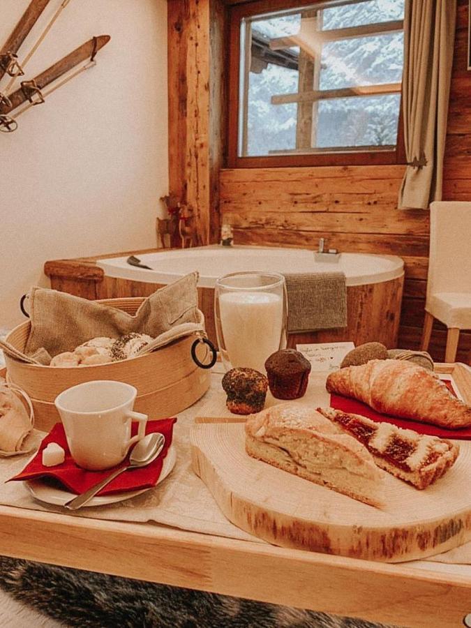 Borgo Antico Bed & Breakfast Sappada Exterior photo